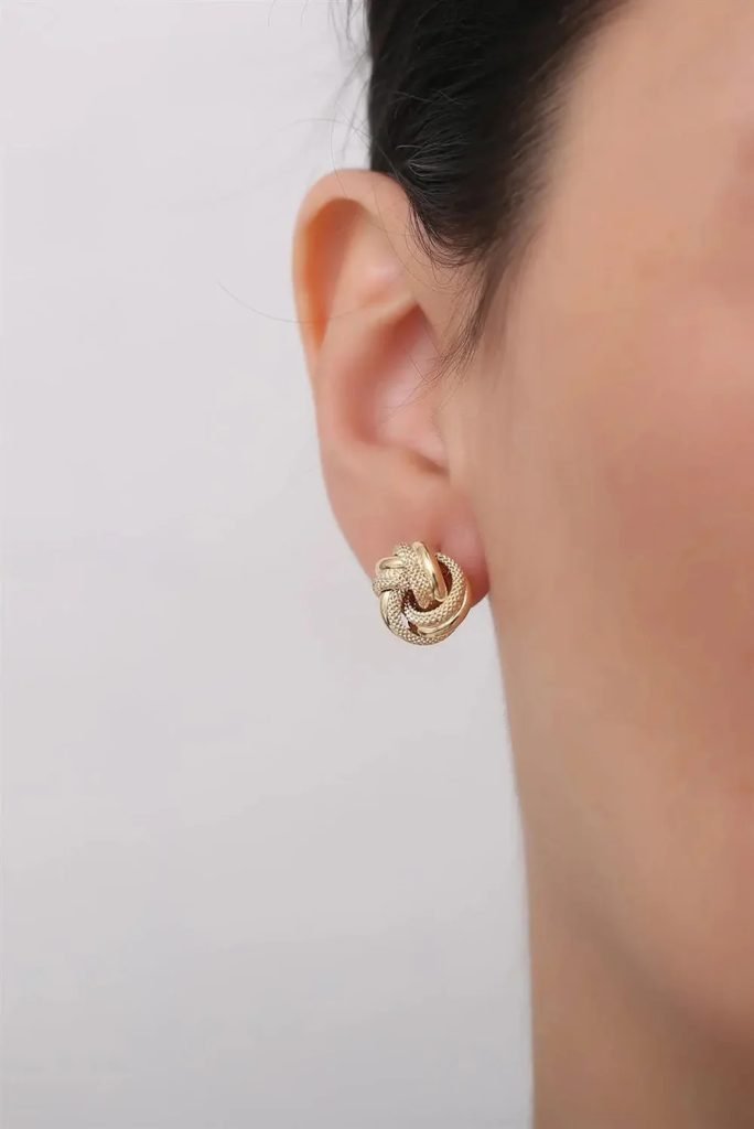 il-1140xn4632500641-84cr-gold-back-stud-earrings-set